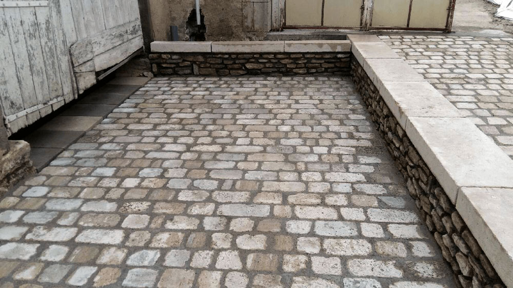 Dalles en calcaire de Chaptuzat, Charroux (03) Dalles en calcaire de Chaptuzat, Charroux (03)